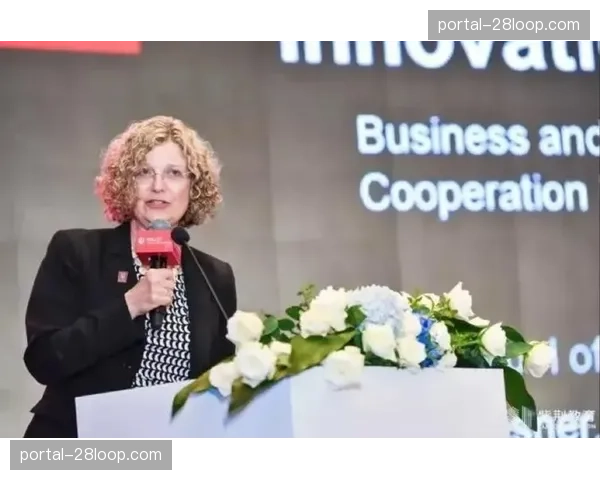 联盟与常春藤高校合作，推出针对女性体育管理人员的在线硕士项目