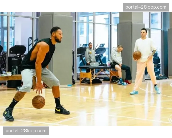 消息：澳大利亚男篮公布奥运集训大名单，本·西蒙斯时隔三年再度入选国家队